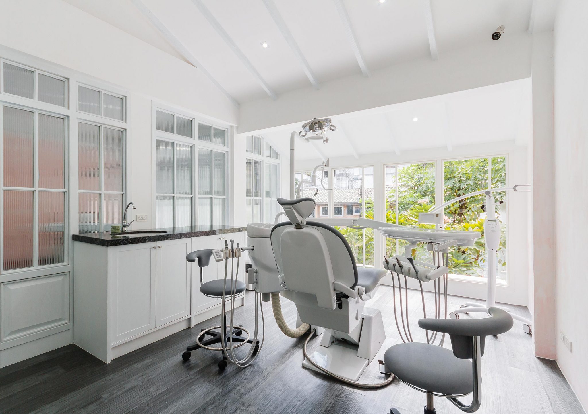 S Dental Clinic Bangkok Professional Dental Clinic